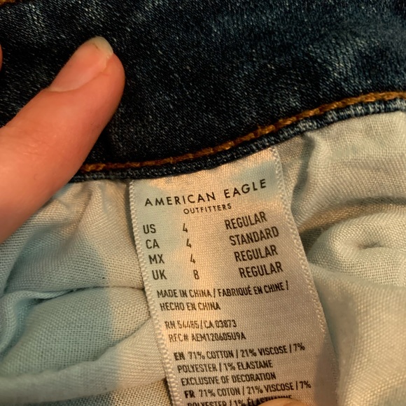 American Eagle Distressed High Rise Jegging - Picture 5 of 5